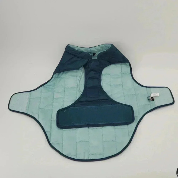 Kurgo Loft Jacket, Reversible Dog Coat - Picture 4 of 6